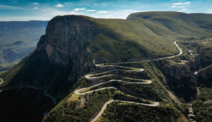 Pacote Turístico: Fenda da Tundavala + Serra da Leba